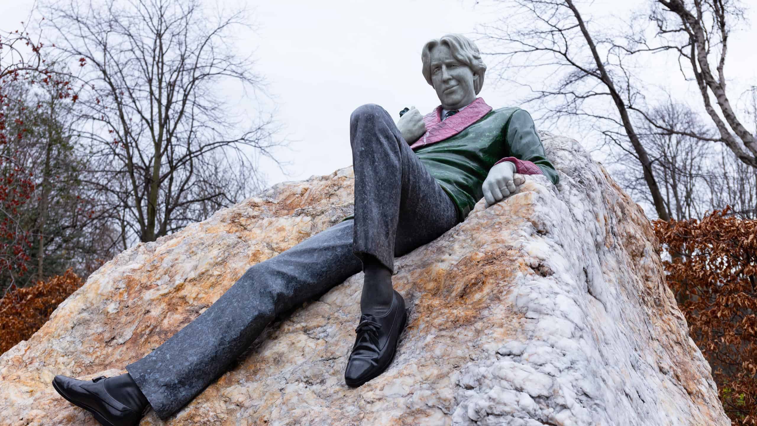 Oscar Wilde Memorial Sculpture in Park in Dublin
