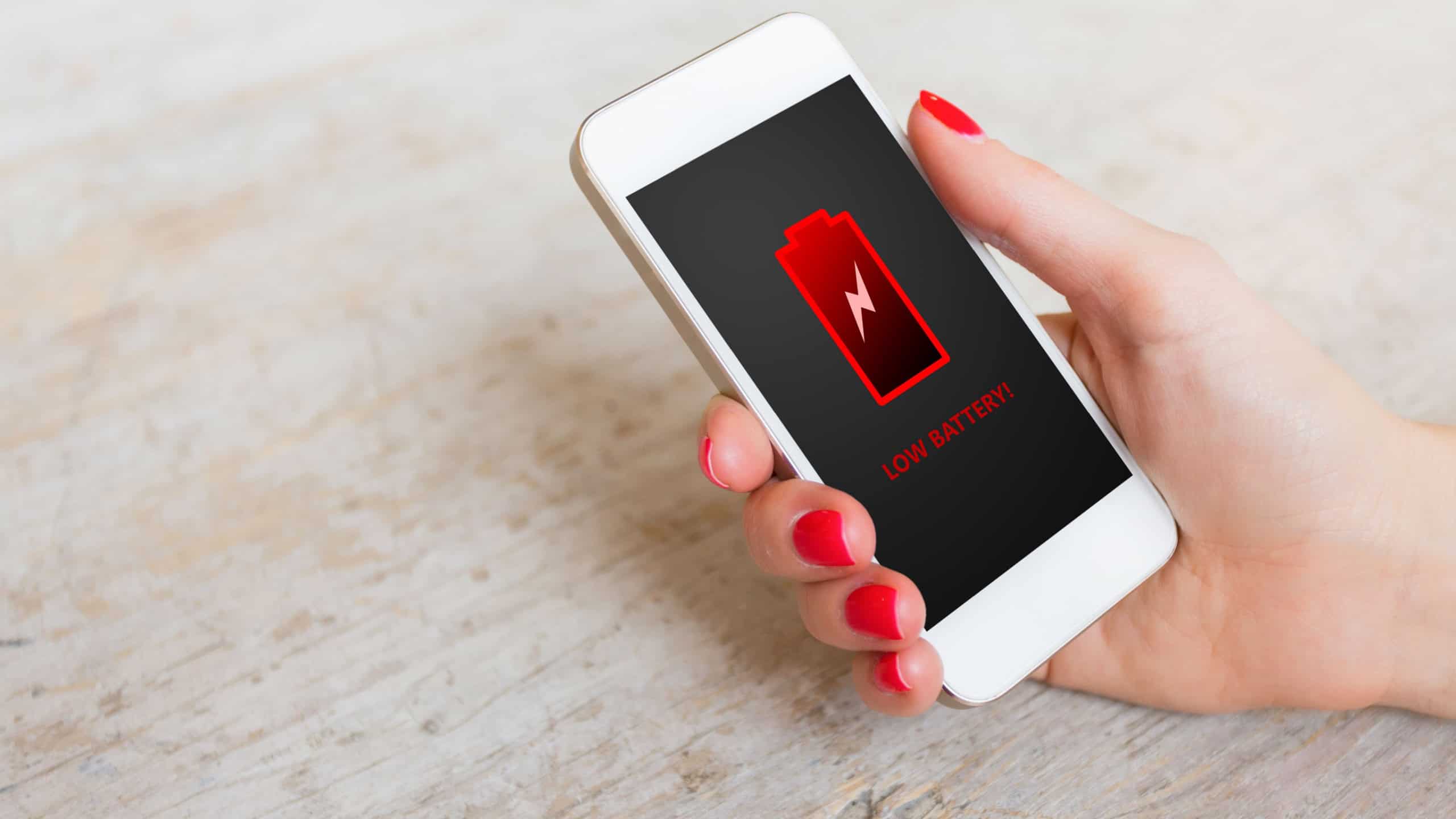 Low battery warning on mobile phone